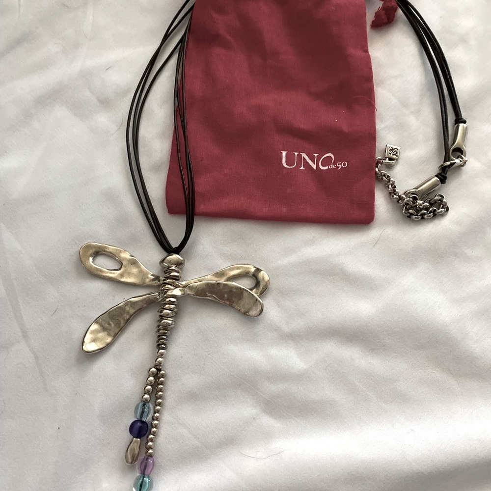 Uno de 50 beautiful rope Dragonfly Necklace